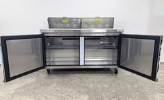 60″ Two Door Sandwich Salad Prep Table 16 Pan