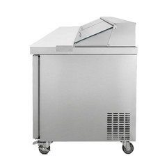 60″ Two Door Sandwich Salad Prep Table 16 Pan