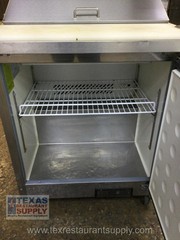 Serv-Ware SP29-8-HC 27” One Door Sandwich Salad Prep table With Casters