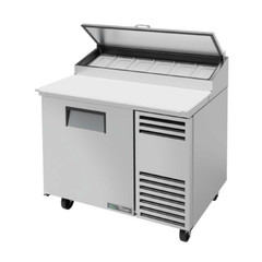 True TPP-AT-44-HC 44″W Solid Door Pizza Prep Table