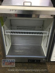 Sev-Ware SP29-8-HC 29” One Door Sandwich Prep Table With Casters