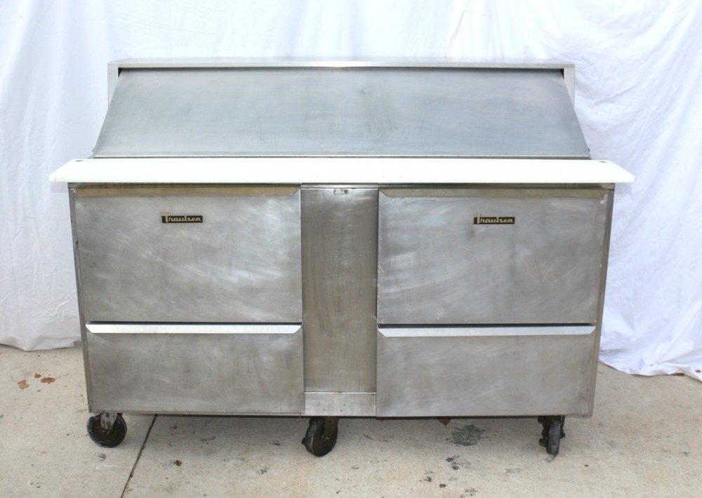 Traulsen UPT6024-DD 60″ 4 Drawer Refrigerated Sandwich Prep Table Excellent Work