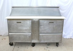Traulsen UPT6024-DD 60″ 4 Drawer Refrigerated Sandwich Prep Table Excellent Work