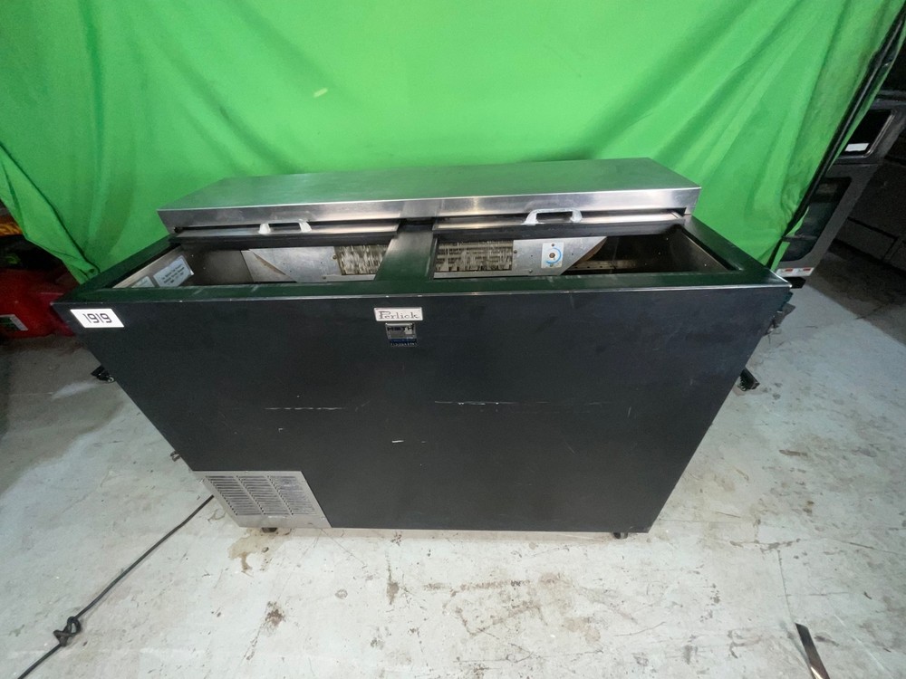 Perlick BC48RT-3-BL Black Vinyl 48″ Horizontal Bottle Cooler Tested 1919