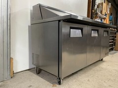 True TSSU-72-30M-B-ST 3-Door Mega Top Refrigerator Sandwich Prep Table