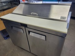 ATOSA MSF8302GR 48″ TWO-SECTION SANDWICH/SALAD PREP TABLE W/2 TOP 13.4 CU FT