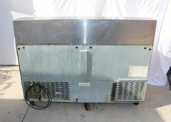 Traulsen UPT6024-DD 60″ 4 Drawer Refrigerated Sandwich Prep Table Excellent Work