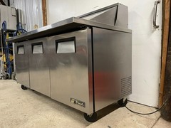 True TSSU-72-30M-B-ST 3-Door Mega Top Refrigerator Sandwich Prep Table