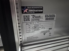 2019 True TSSU-27-08-HC 27″ 8-Pan One Door Sandwich/Salad Unit with Sneeze Guard
