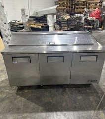True TSSU-72-18 Mega Top Refrigerated Prep Table, 3-Door, 19-32 cu ft