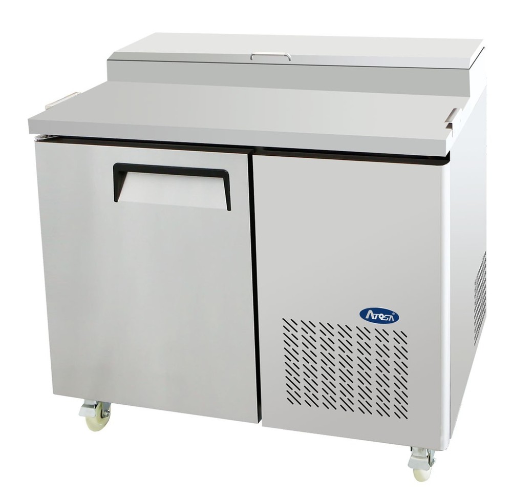 ATOSA MPF8201GR 44″ 1 DOOR PIZZA PREP TABLE REFRIGERATED w/ CASTERS & PAN INCLUD