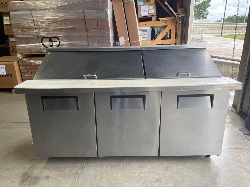 True 72″ Sandwich/Salad Prep Table w/ Refrigerated Base