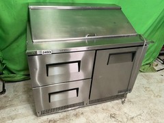 2022 True TFP-48-18M-D-4 48″ Sandwich/Salad Prep Table w/ Refrigerated Base 2493