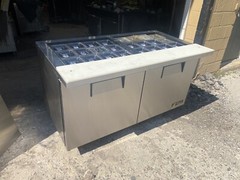 True 60” Mega Top Sandwich Prep Table, Excellent!