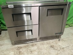 2022 True TFP-48-18M-D-4 48″ Sandwich/Salad Prep Table w/ Refrigerated Base 2493
