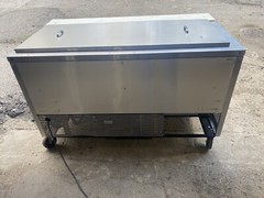 True 60” Mega Top Sandwich Prep Table, Excellent!