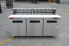 WESTLAKE 72′ Stainless Steel Food Prep Table Refrigerator 3-Door With 18 pans