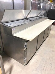 Prep Table/ Beverage Air DP119 Pizza Prep Table/ 4 Doors/ 119″ New Compressor