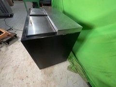 Perlick BC48RT-3-BL Black Vinyl 48″ Horizontal Bottle Cooler Tested 1919