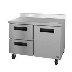 Hoshizaki WR48B-D2 48″ 2-Section Worktop Refrigerator w/ 2 Drawers & 1 Door, …