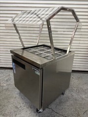NEW 29″ Salsa Bar Mega Top Refrigerated Topping Station NSF Cooler Dukers 12 pan