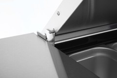 NEW 2 Door 67″ Refrigerated Pizza Prep Table Cooler NSF Atosa MPF8202GR #2229