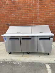 Dukers DSP72-30M-S3 72 1/2″ Sandwich/Salad Prep Table w/ Refrigerated Base, 115v
