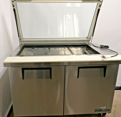True TSSU-48-18M-B-FGLID-HC 48″ Mega Top Sandwich/Salad Prep Table w/ 2 Doors