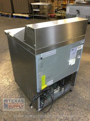 Serv-Ware SP29-8-HC 27” One Door Sandwich Salad Prep table With Casters