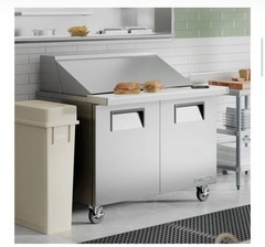 True TSSU-48-18M 48″ Sandwich/Salad Prep Table Mega Top