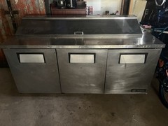 Salad Prep Table Refrigerator