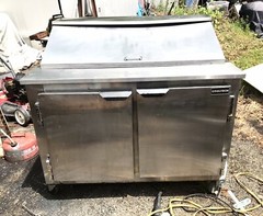 48” used 2 Door Commercial Refrigerated Sandwich Prep Table Works need Repairs