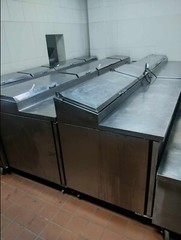 TRUE PIZZA PREP TABLE WITH 2 DOOR COOLER MODEL: TPP-67