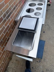 N225P Refrigerated Prep Table, 2-Door Standard Top Cold Well w/ Lid, 95 oz