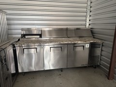 True PIZZA PREPARATION REFRIGERATOR