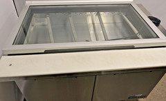 True TSSU-48-18M-B-FGLID-HC 48″ Mega Top Sandwich/Salad Prep Table w/ 2 Doors